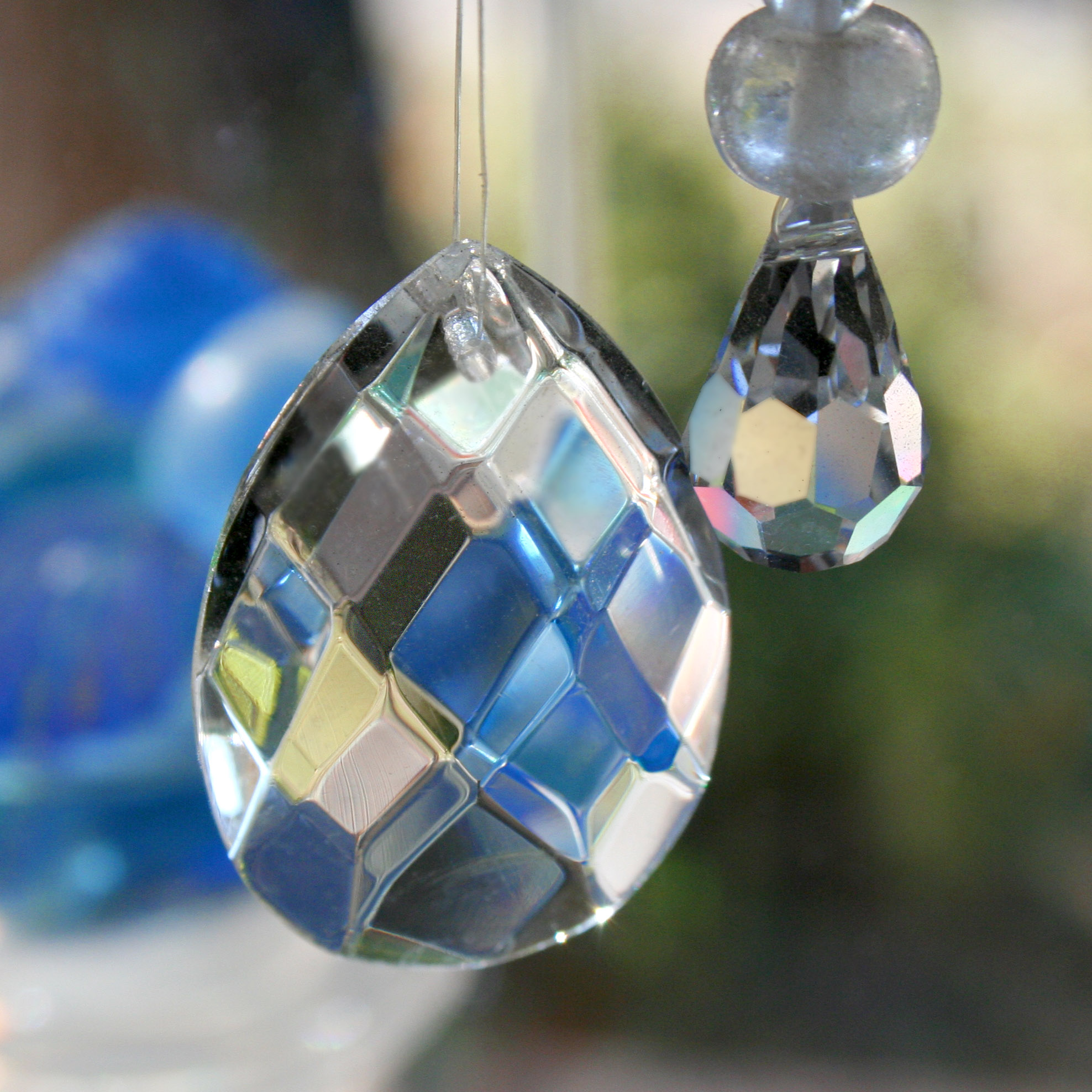 Màu Sắc Phong Thủy Hợp Mệnh: Chìa Khóa Cho Sự Nghiệp Hanh Thông