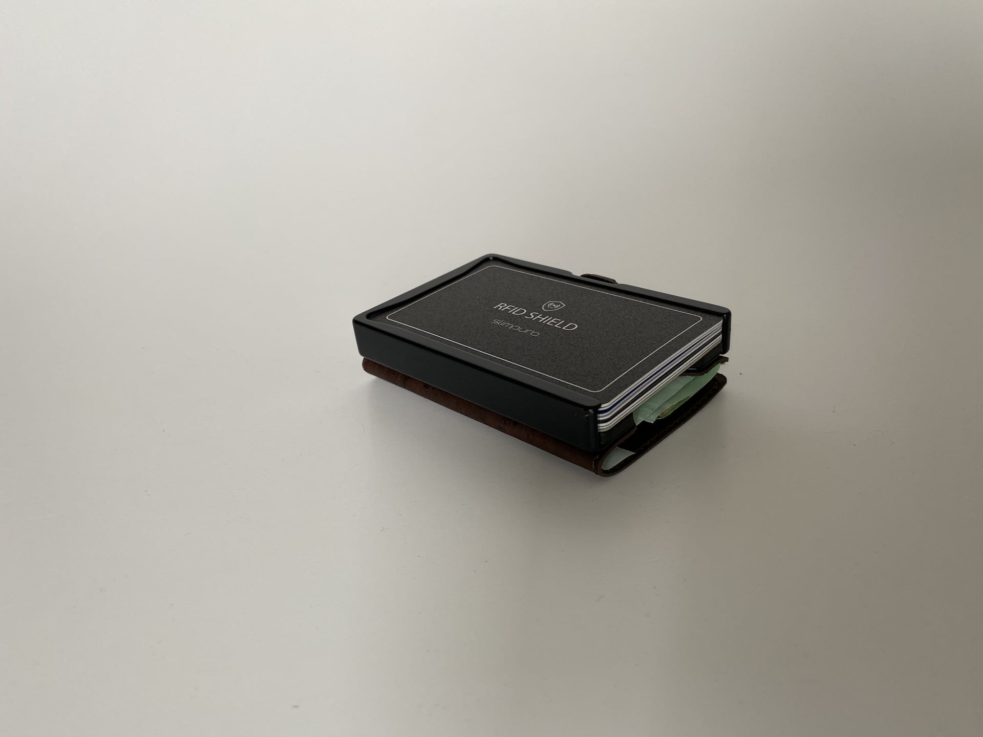 Màu Ví Tiền Hút Tài Lộc 👛: Kích Hoạt Cung Tài Bạch